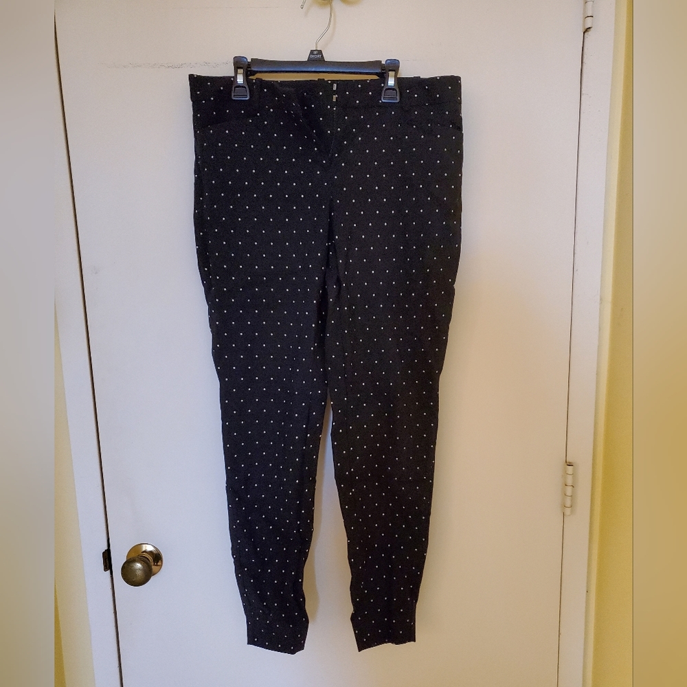 The Limited exact stretch skinny leg pants, size 8